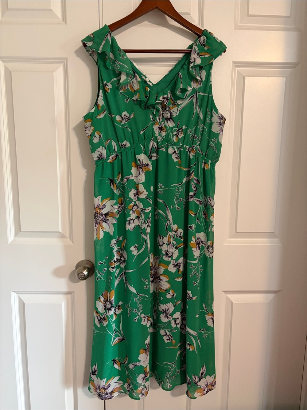 Green Floral Sleeveless Midi Dress - Maurices
